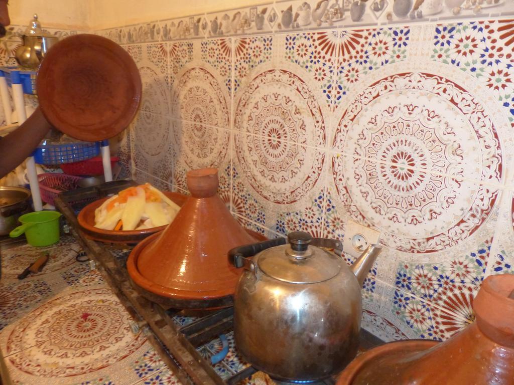 Maison D'Hotes Chez Souad Талиуин Екстериор снимка
